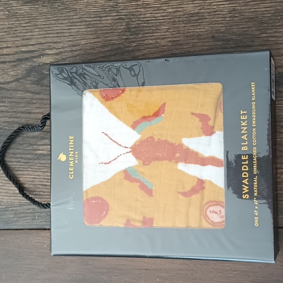 Clementine Kids Butterfly Collector Swaddle Blanket NIB - Picture 1 of 4